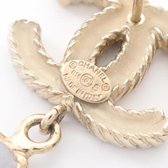 CHANEL Gold Logo Earrings - Picture 3 of 7